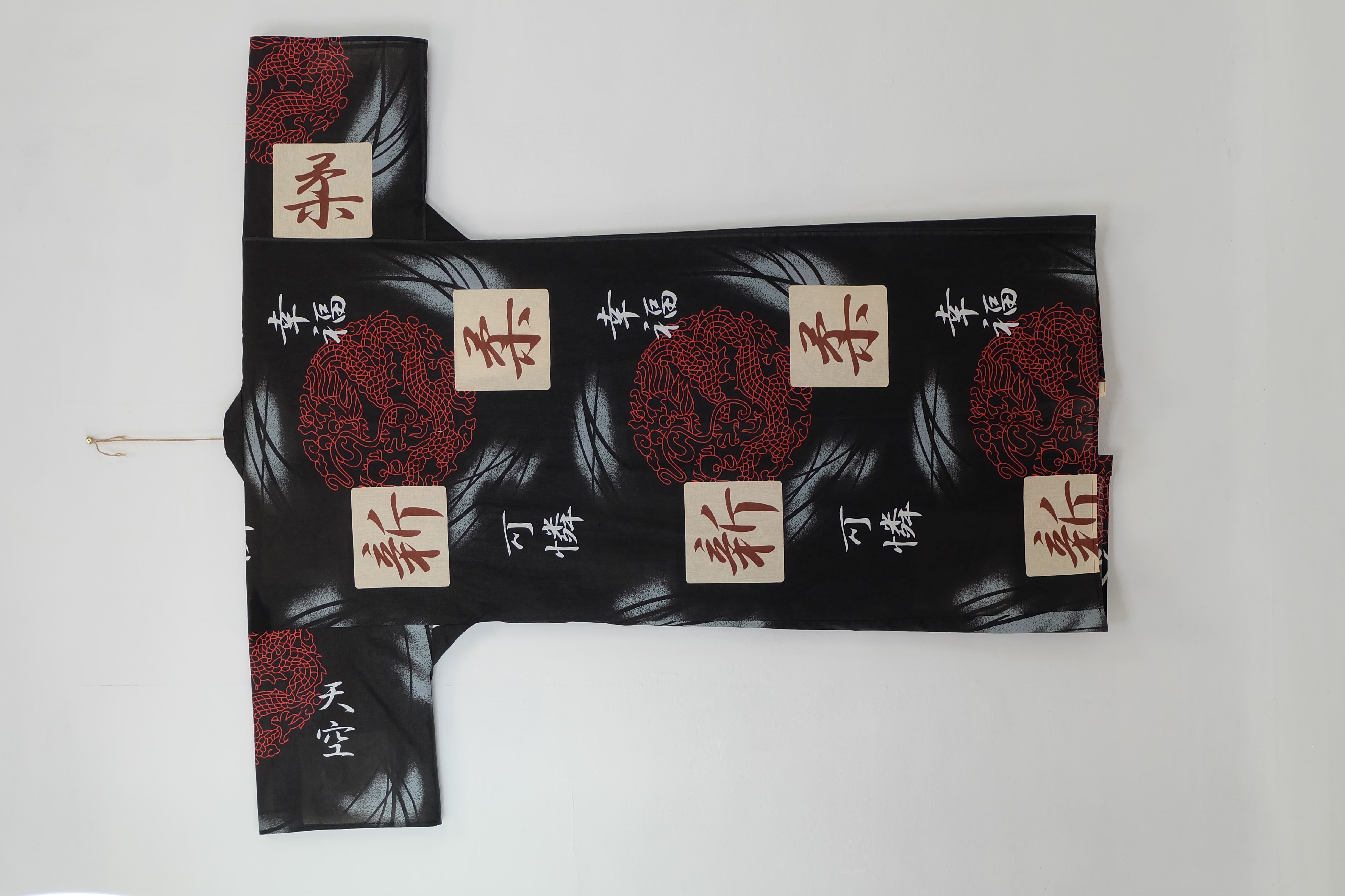 Кимоно Иероглиф